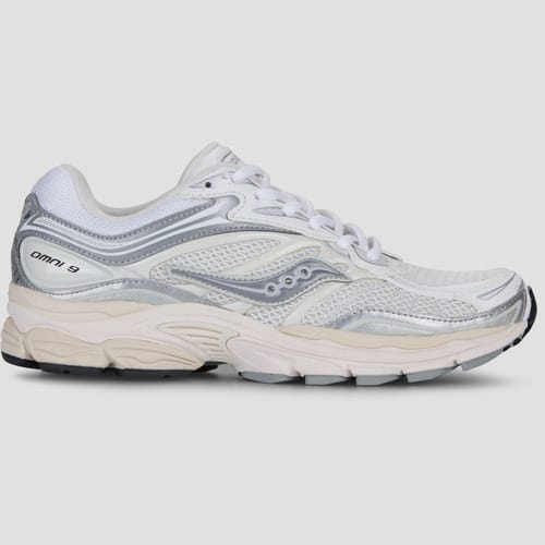 Lage Sneakers Saucony PROGRID OMNI 9