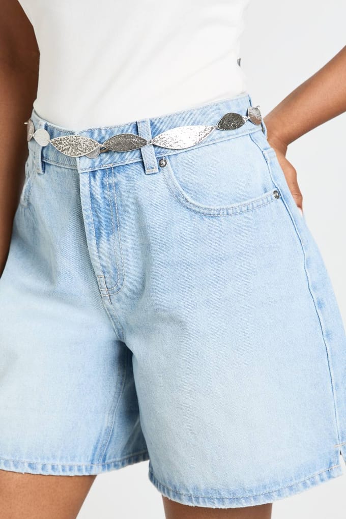 boohoo Dames Zilveren Gehamerde Ketting Riem