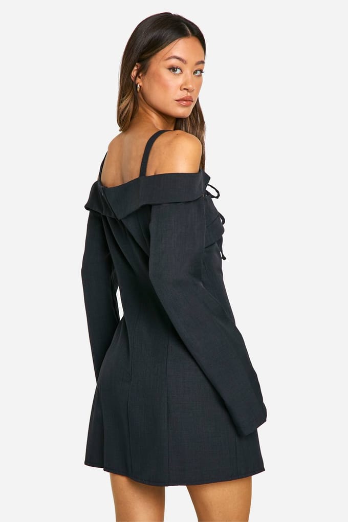 boohoo Dames Tall Bardot Cut Out Getailleerde Mini-Jurk | Zwart | Maat: 38