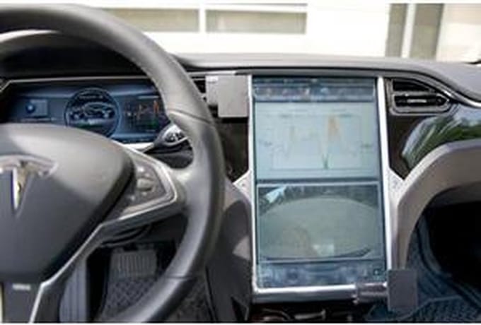 Brodit ProClip houder geschikt voor Tesla Model S 2013-2020 / Model X 2016-2020 Center mount