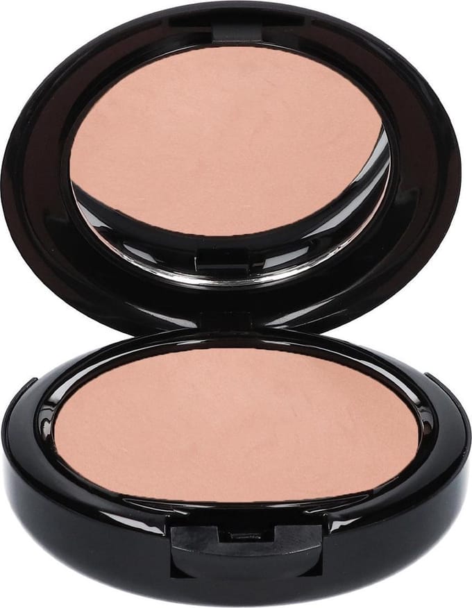 Make-up Studio Light Velvet Foundation - CB3 Cool Beige
