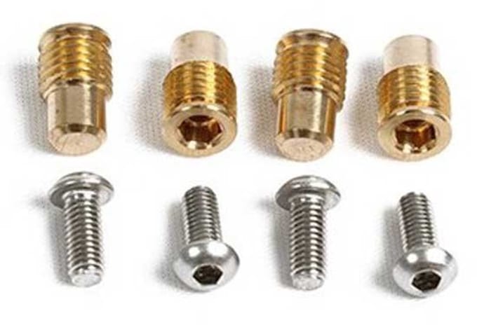 Pike N Bass Messing 4 Waterdichte M8-inserts + Schroef Grijs,Goud M8