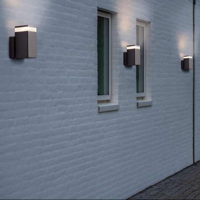 Nordlux Buitenwandlamp Elm in kantig-moderne vorm