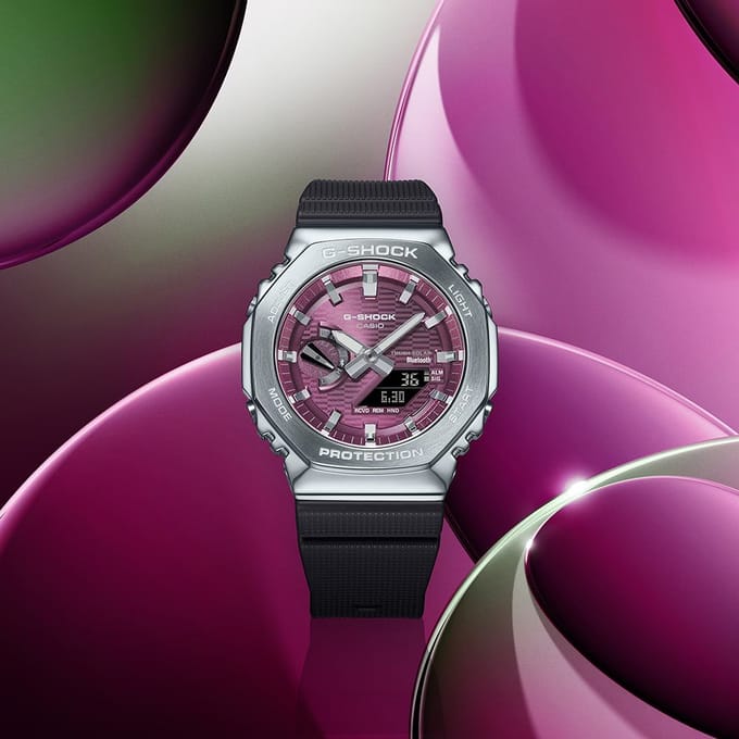 G-Shock Classic Style GBM-2100A-4BER Metal Covered Horloge