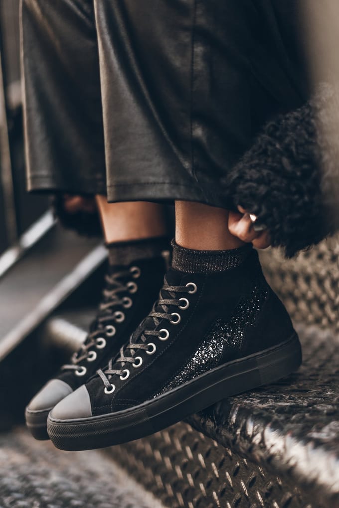 Mikuta The Black Platform Sneakers Größe: 37 | Trainers Outlet | Damen | Schwarz