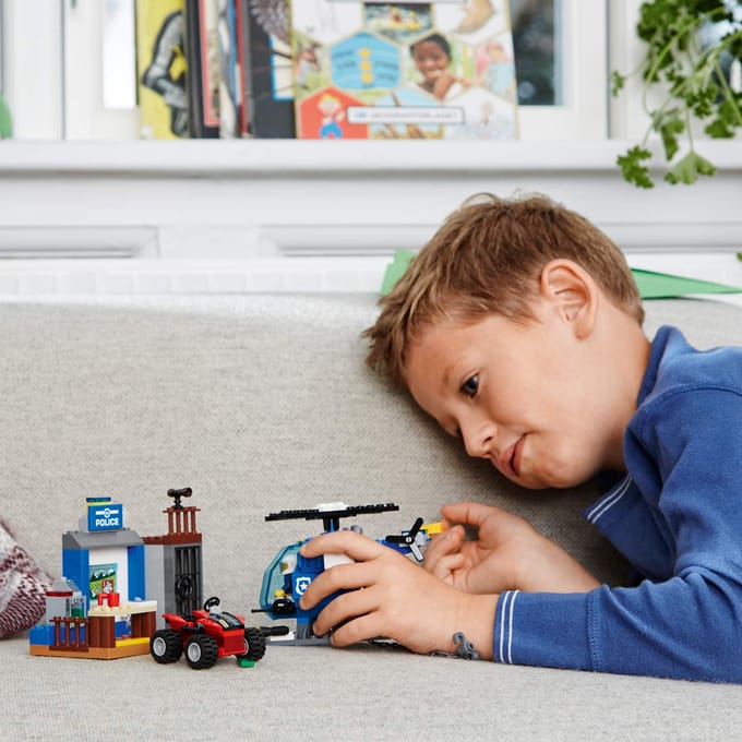 LEGO Juniors Politieachtervolging in de bergen 10751