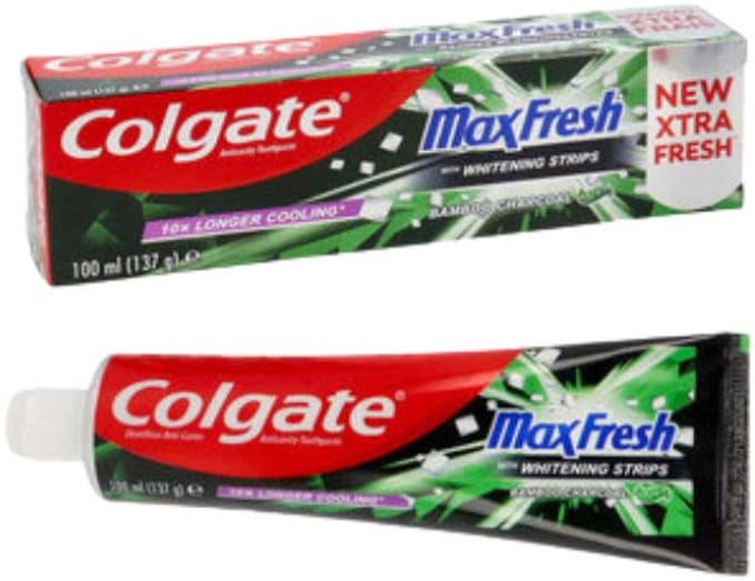 Colgate - Tandpasta - MaxFresh with Whitening Strips - Bamboo Charcoal - 100ml
