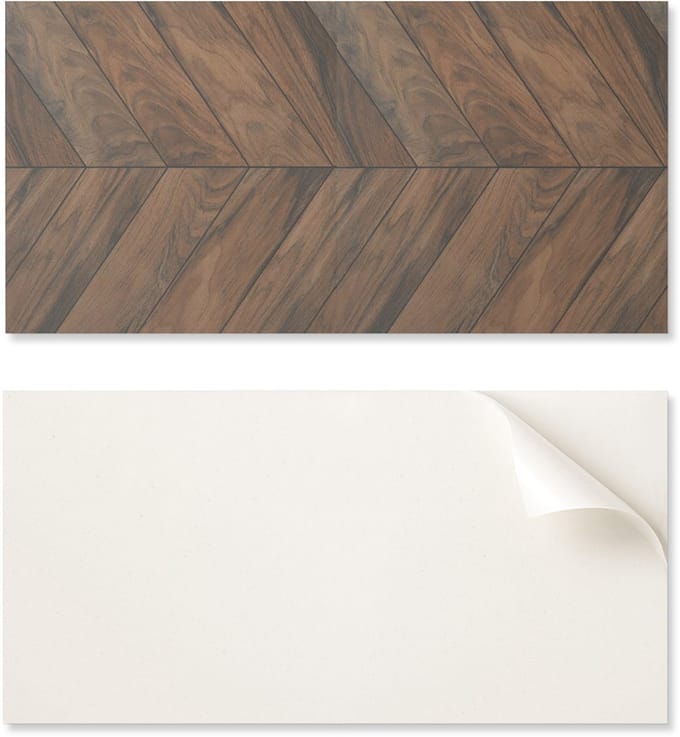 Zelfklevend decoratief vinylpaneel met print, 100x50 cm, visgraatpatroon.