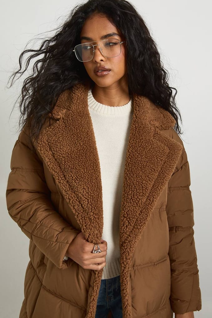 boohoo Dames Teddy Trim Pufferjas met Teddy Mouwen | Rust | Maat: 8