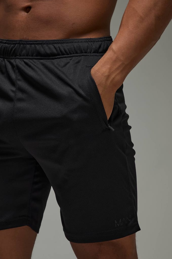 Man Active Zip Pockets 7inch Basic Training Short | Black | Size XS