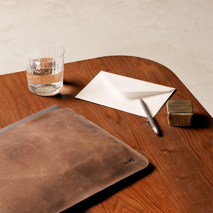 Accezz Leather Laptophoes 13 inch - Laptopsleeve - Cognac