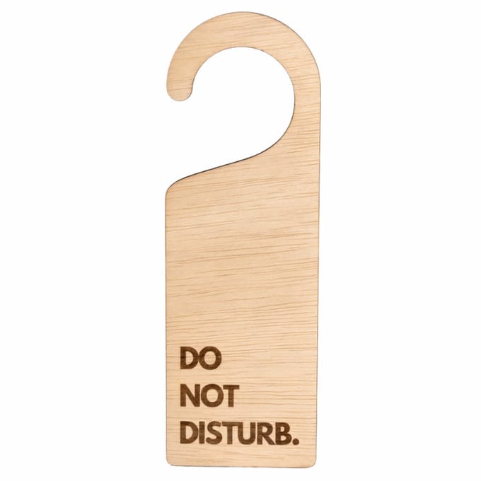 Deurhanger niet storen - do not disturb - deurhanger van hout
