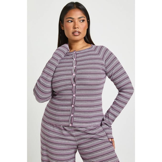 boohoo Dames Plus Gestreepte Doorknoop Lange Mouwen Top | Roze | Maat: 44