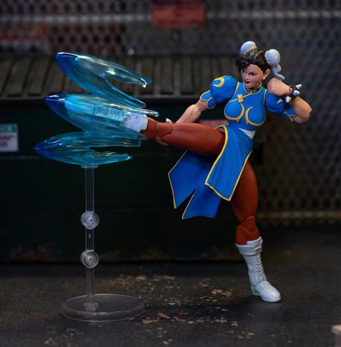 CHUN-LI STREET FIGHTER 6  DELUXE COLLECTOR FIGURE