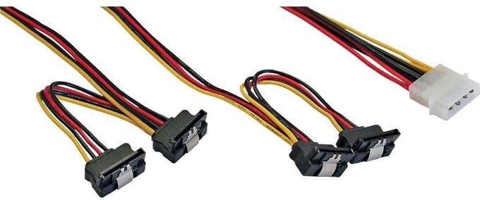 Molex (m) - 4x SATA (v) haaks met metalen klem splitter - 0,50 meter