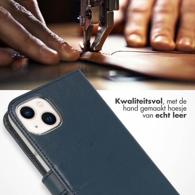 Selencia Hoesje - Geschikt voor Apple iPhone 13 - Echt Lederen Bookcase - Blauw