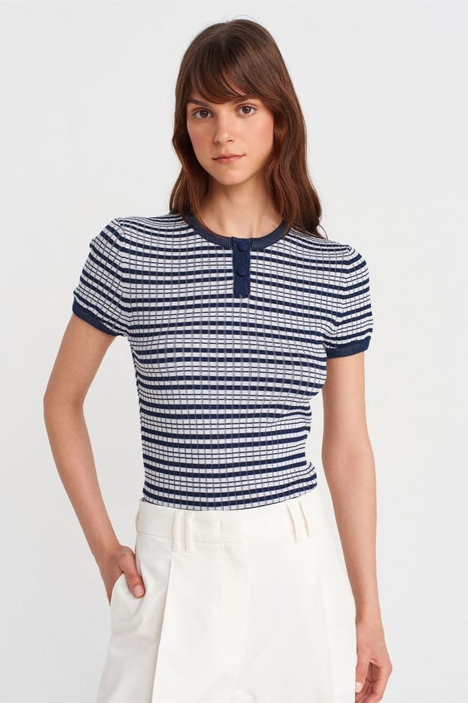Gestreepte Ribbel Blouse met Knopen aan de Voorkant