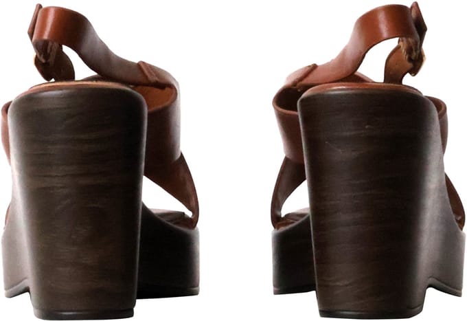 Sandalen met sleehak en bandje van R and BE