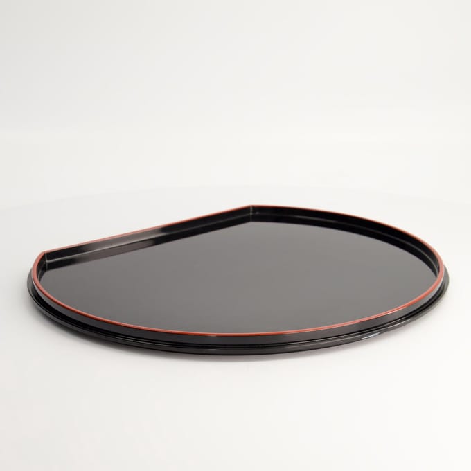 Tokyo Design Studio - Lacquerware Dienblad - Halve Maan - Zwart/Rood - 33 cm