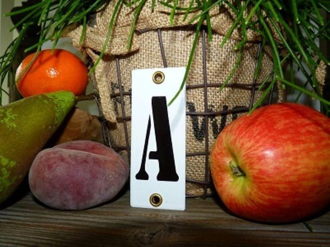 Emaille huisnummer wit 4x10 letter 'A'
