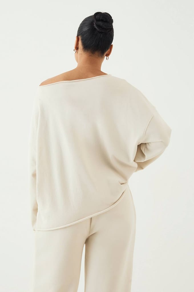 Dames Dsgn Studio Script Geborduurd Off-shoulder Sweatshirt | Cream | Maat: Large