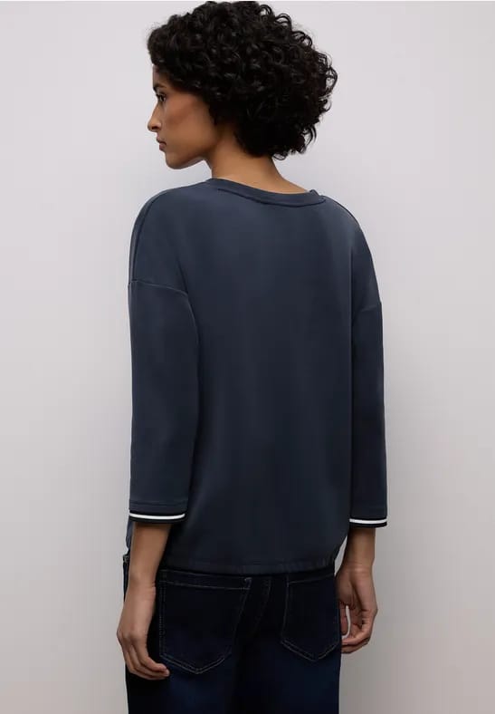 Shirt met zijdeachtige look en details