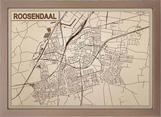 Decoratief Beeld - Houten Van Roosendaal - Hout - Bekroned - Bruin - 21 X 30 Cm