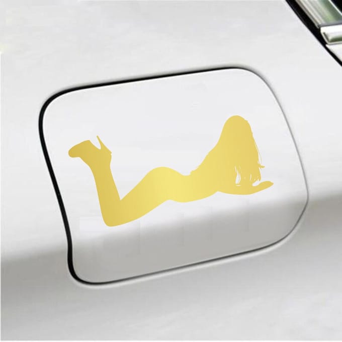 Bumpersticker - Liggende Dame - 8 X 17 - Goud