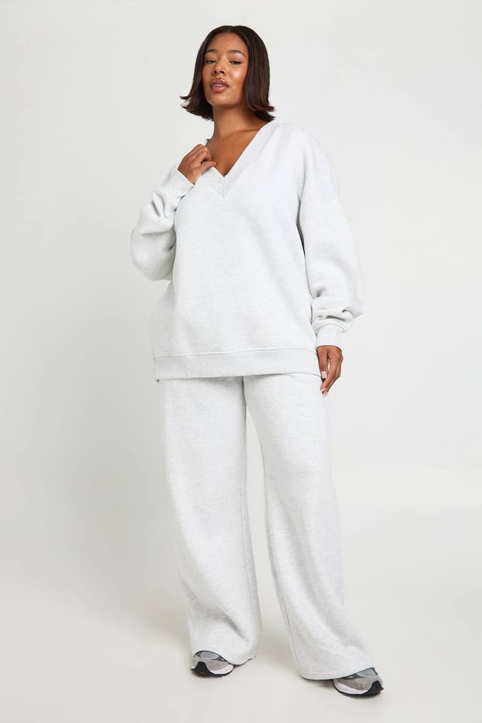 boohoo Dames Plus V-Hals Varsity Sweater Trainingspak | Asgrijs | Maat: 54