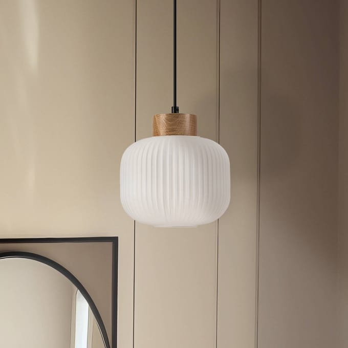 Lamkur Harmony hanglamp, Ø 20 cm, opaal glas, eikenhout, E27