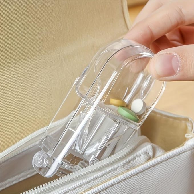 1 stuks Draagbare Pillensnijder en Splijter met Opbergvak – Compact, Duurzaam Plastic Tablet Snijapparaat voor Eenvoudig Medicijnbeheer beige