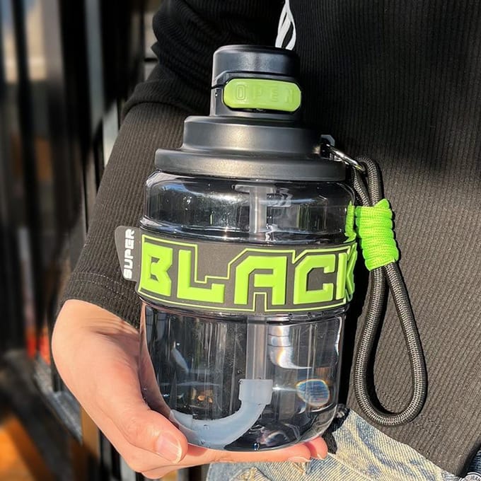 Sportketel met grote capaciteit Draagbare Draagbare Plastic Beker Mooie Studenten Beker met Rietje 930ml