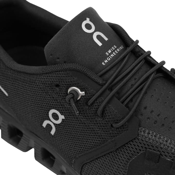 On Cloud 5 M All Black Maat: 44 | Sneakers Outlet | Heren | Zwart