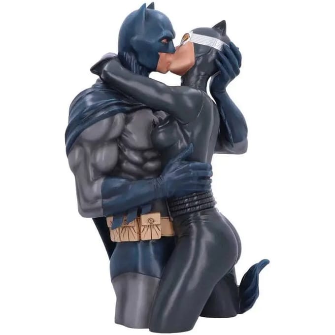 Nemesis Now - DC Comics - Batman en Catwoman Beeld 30cm