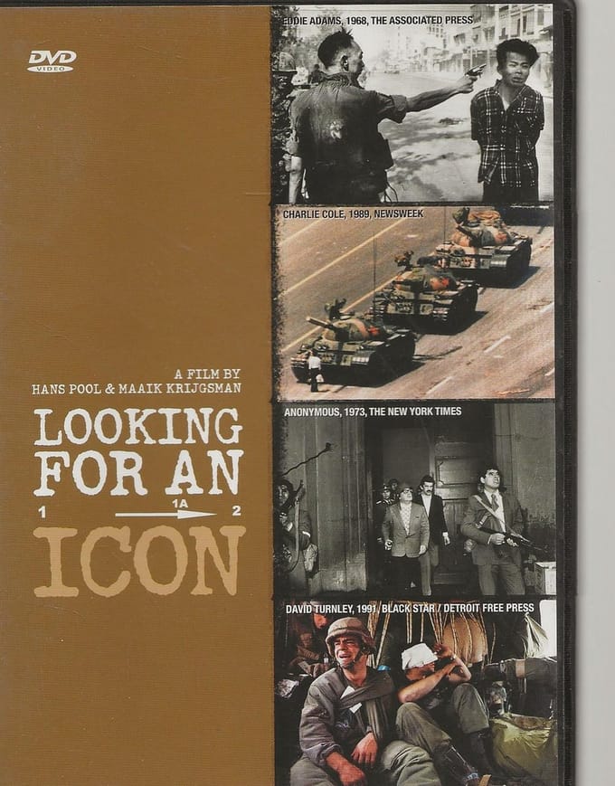 LOOKING FOR AN ICON - WORLD PRESS PHOTO