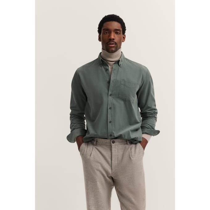 Bugatti Herren Corduroy overhemd in modern fit met button-down kraag