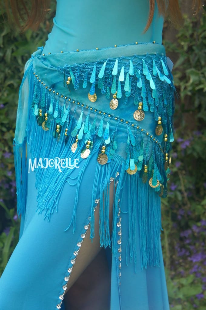 Buikdans heupsjaal turquoise met druppelvormige pailletjes