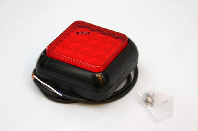LED Mistlamp - Achterlicht - Voertuig Verlichting - E-keurmerk Goedgekeurd - 104mm Breed - Rood