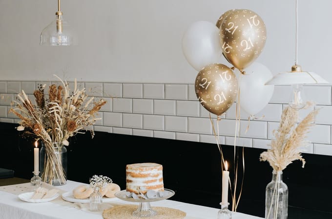 Paperdreams - Swirls Gold/White 60 jaar