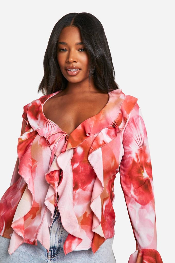 boohoo Dames Plus Floral Ruffle Front Blouse | Roze | Maat: 44