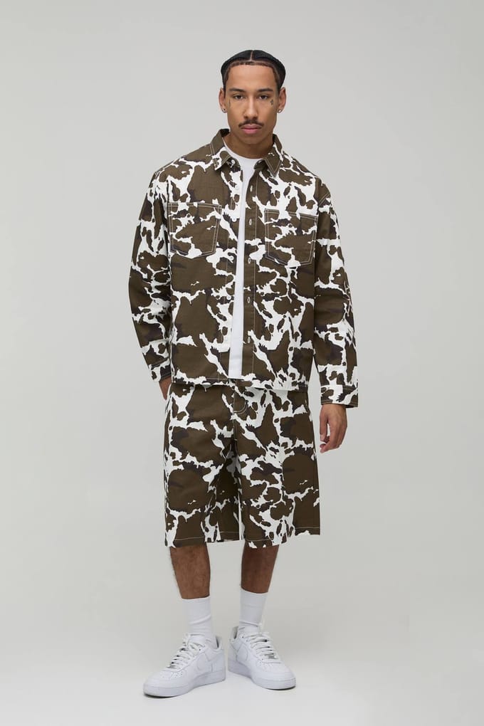 Oversized Koeienprint Lange Mouwen Shirt en Short Set | Size Medium