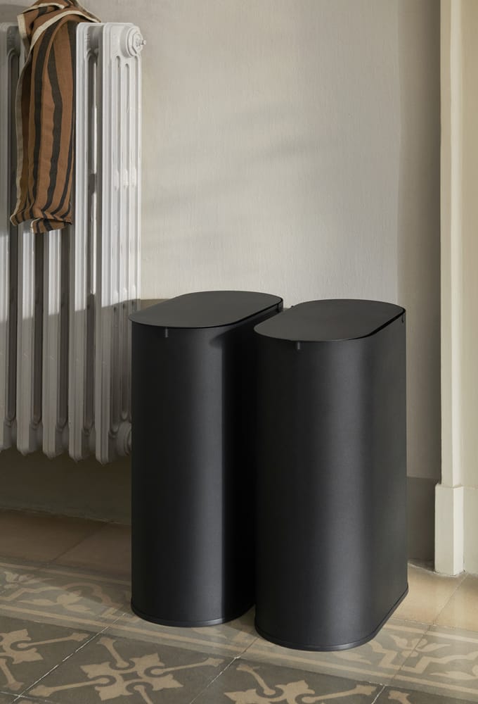 Ferm Living Enkel Vuilnisbak - medium - zwart