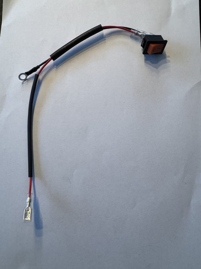 Aan/Uit Schakelaar 58cc en 62cc Timberpro Kettingzaag Merk BPC Parts