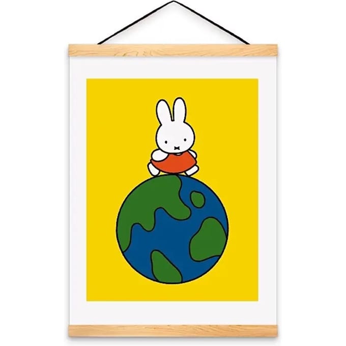 Poster A3 nijntje around the world inclusief posterhanger