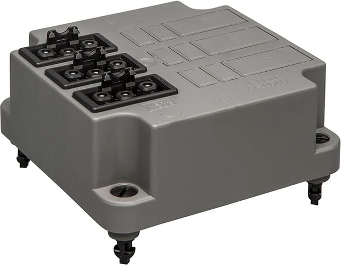 ABB 3640 Afdekking Met 3x GST18 Driefasige Aansluitingen - 1SPA007130F9520