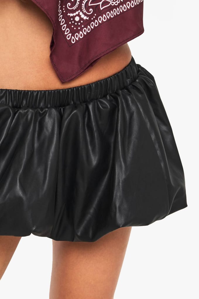 boohoo Dames Pu Puff Ball Mini Skirt | Black | Maat: 14