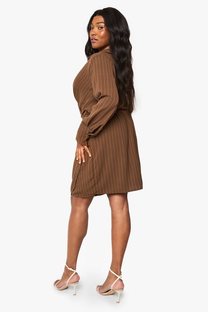 boohoo Dames Plus Linen Look Gestreepte Jurk | Mokka | Maat: 48