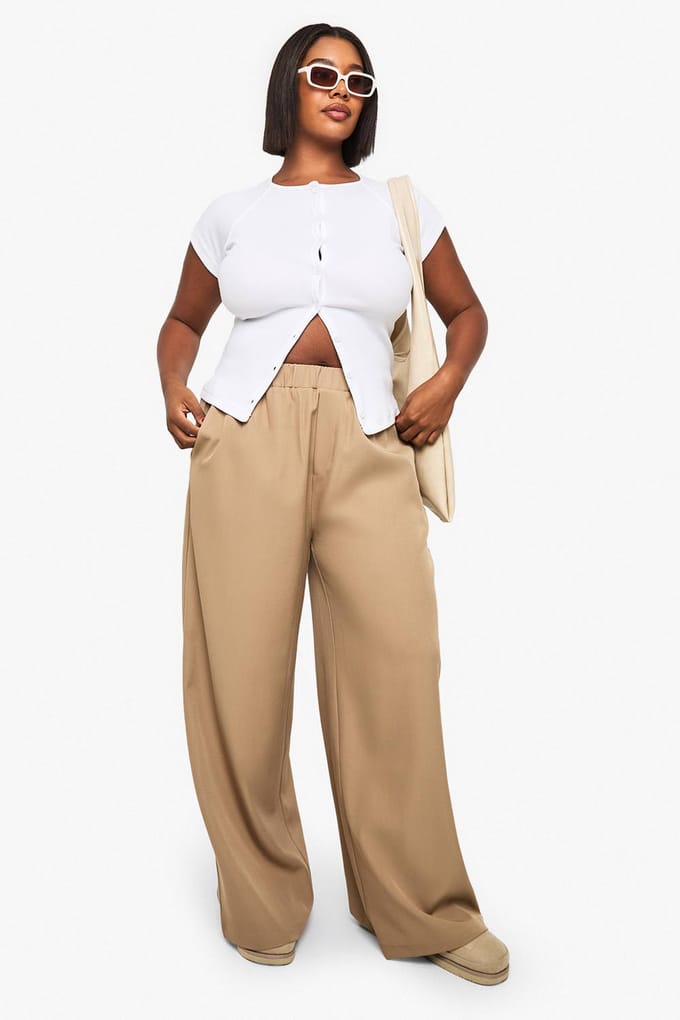 boohoo Dames Plus Broek met elastische taille en op maat gemaakte snit | Taupe | Maat: 28