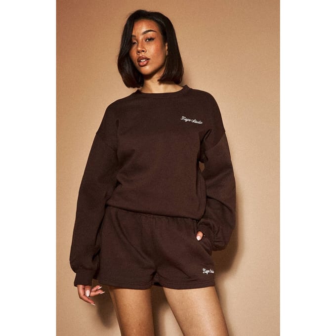 Dames Dsgn Studio Boxy Sweatshirt Met Ronde Hals | Dark Chocolate | Maat: Large