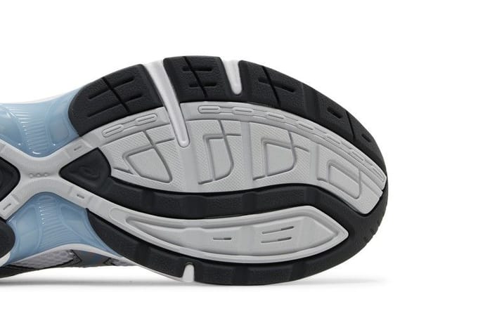Baskets Unisexes ASICS Gel 1130 Peau de Requin Blanc 1201A256-116 46